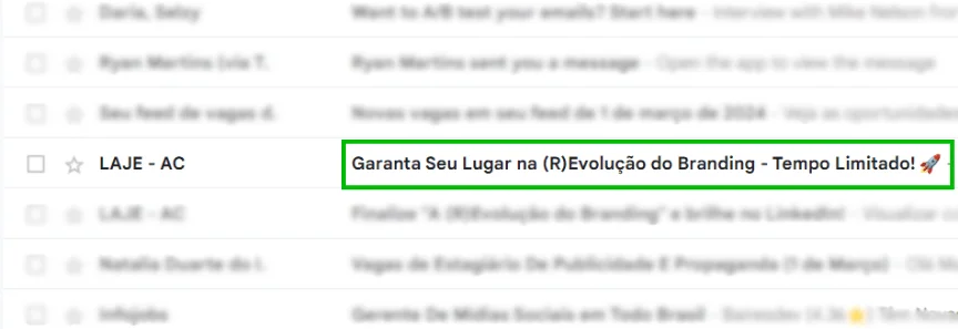 Print de uma caixa de entrada com o assunto de um e-mail destacado.