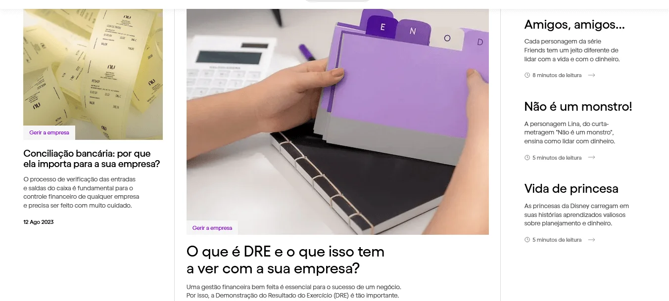 Screenshot do blog do Nubank com posts informativos.