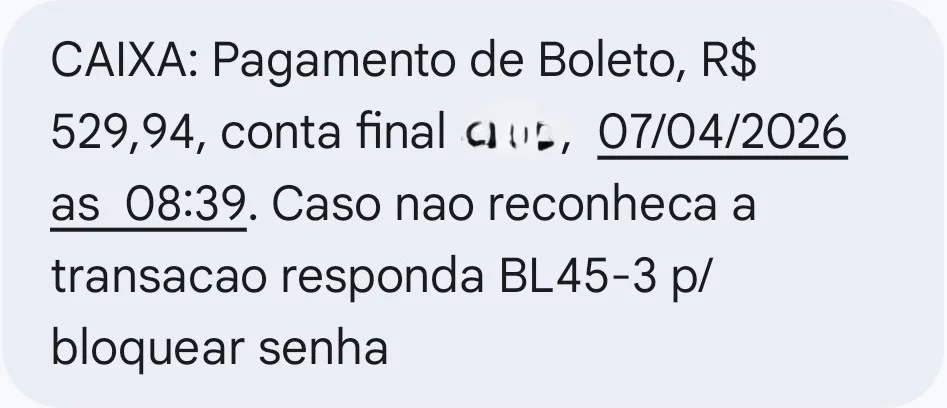 Uma captura de tela mostrando um SMS transacional, confirmando uma compra no valor de R$ 529,94 e orientando o usuário sobre como proceder em caso de fraude.