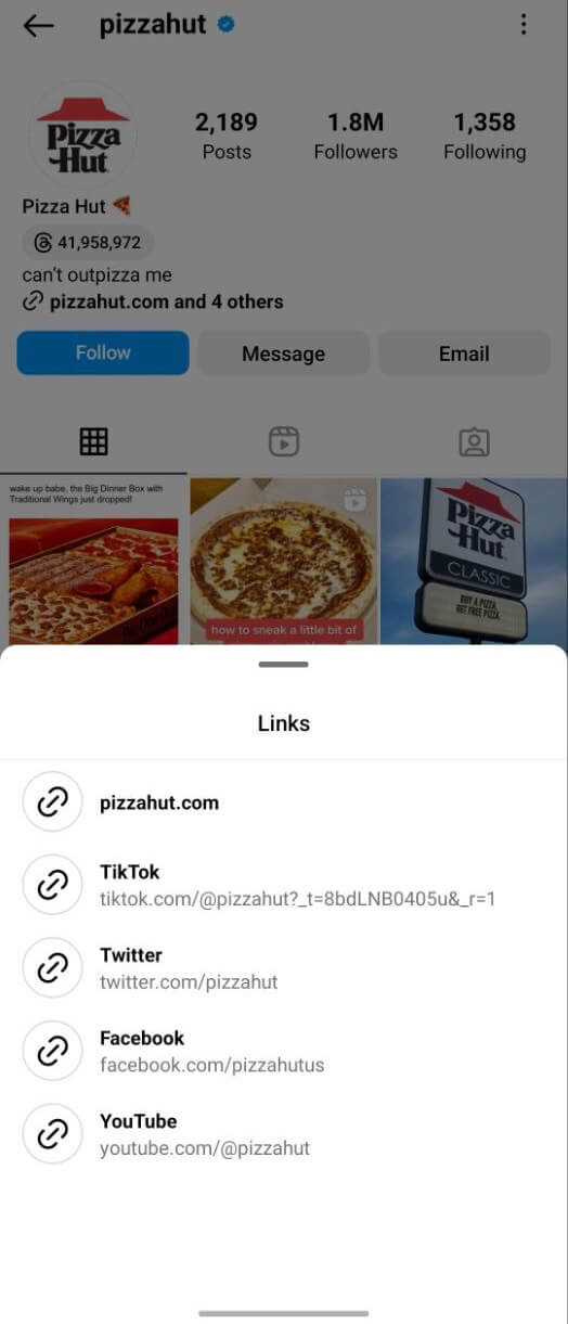 Pizza Hut has a link to its website, TikTok, Twitter, Facebook, and YouTube in the Instagram link in bio