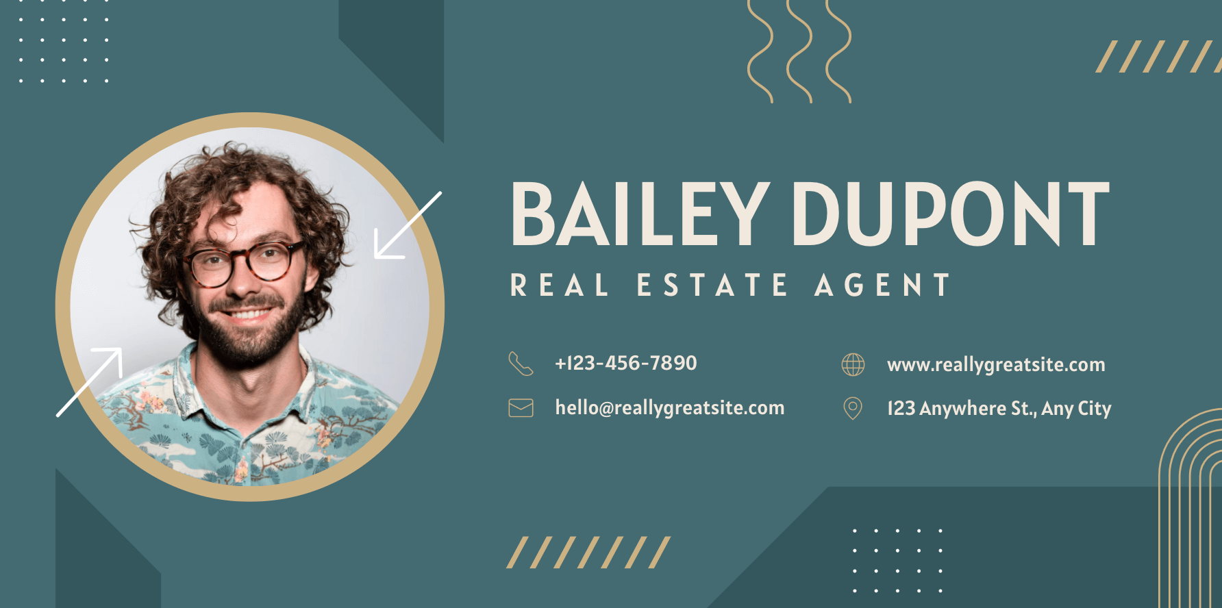 Real estate email signature with different contact methods