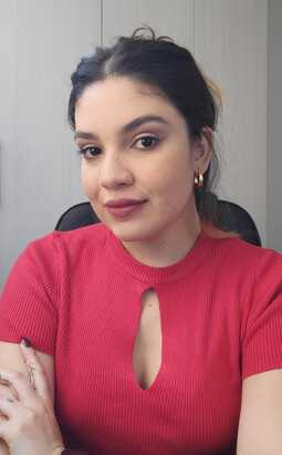 Jaqueline Oliveira