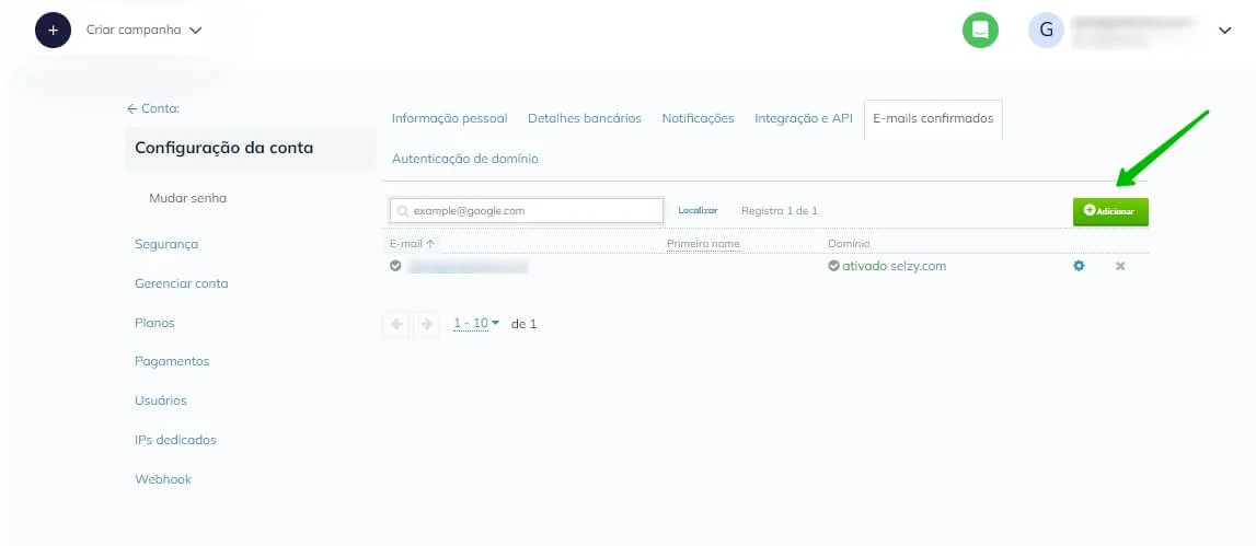 O botão de adicionar um e-mail aos endereços confirmados.