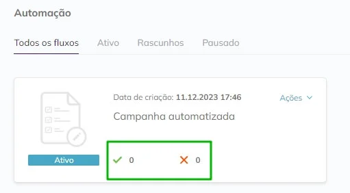 ícones de tique e de x indicando sucesso e falha. 