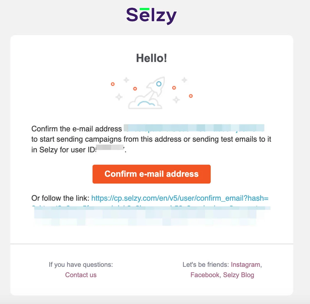 Лист-підтвердження з кнопкою Confirm e-mail address внизу.