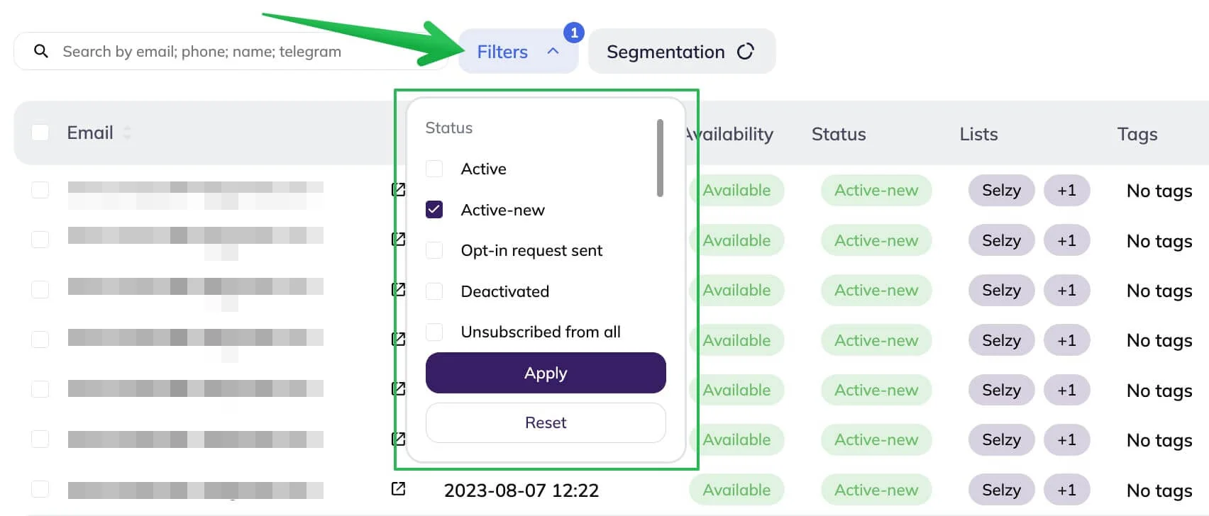  Filter your contacts by status and availability.