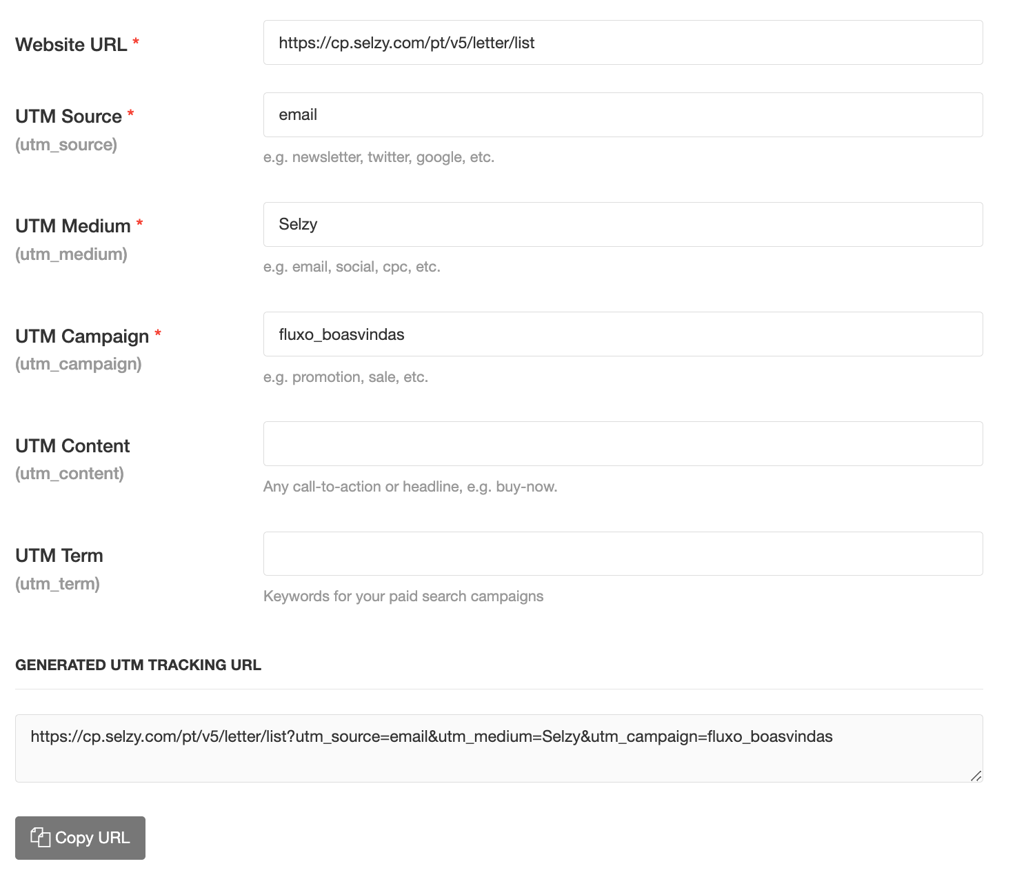Os campos do construtor de UTM: a URL do site é cp.selzy.com/ua/v5/letter/list, a fonte UTM é email, o meio UTM é Selzy e a campanha UTM é fluxo_boasvindas. Abaixo está o link gerado com as tags UTM adicionadas ao final: cp.selzy.com/pt/v5/letter/list?utm_source=email&utm_medium=Selzy&utm_campaign=fluxo_boasvindas
