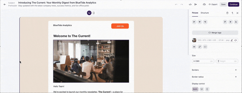 A GIF showing the switch from Desktop view to Mobile view by dragging the preview area in Selzy’s AI builder.